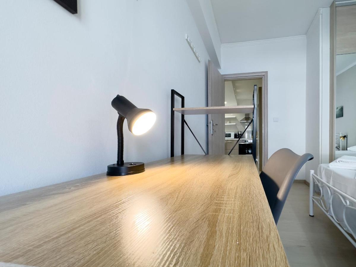 דירות Mihail Voda Modern 55Sqm In אתונה מראה חיצוני תמונה